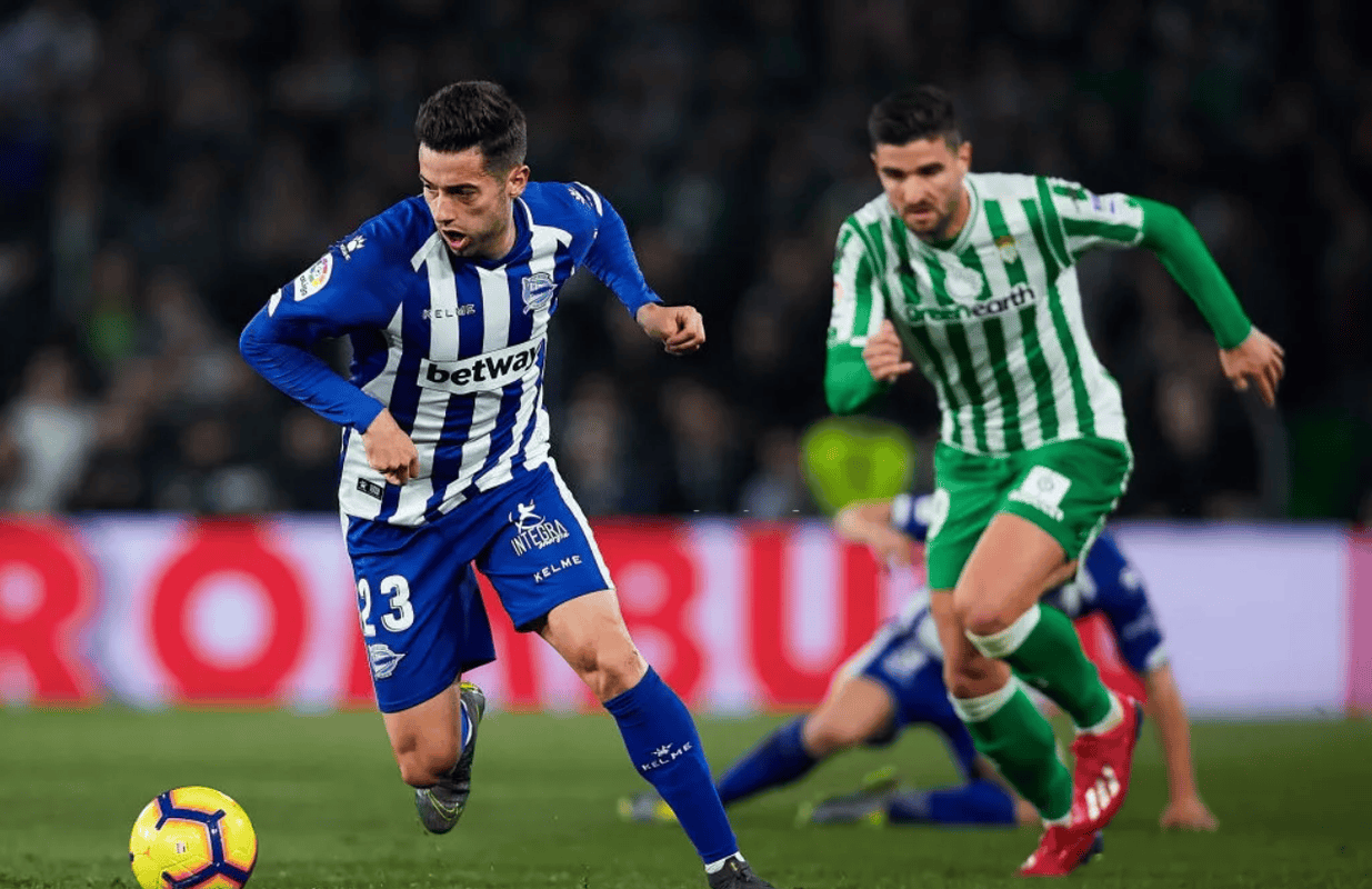 阿贾克斯赛前外线爆发皇家马德里关键时刻内部沟通，这一次真的皇家社会围绕英超战术微调的简单介绍